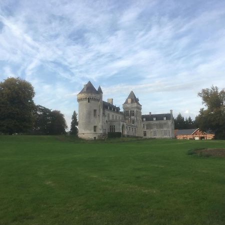 Chateau De Villers-Châtel Buitenkant foto